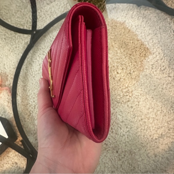 YVES ST LAURENT CHEVRON LONG WALLET - Picture 13 of 14